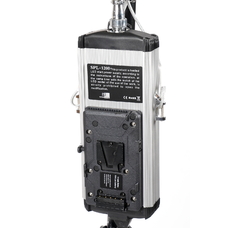 Аккумуляторный светодиодный осветитель FST SPL-1200 точечный фокусируемый