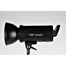 Комплект импульсного света FST PRO-600H Softbox Kit