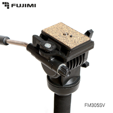Fujimi FM305SV Алюминиевый монопод с 3-х точечным упором и головой (1650 мм)